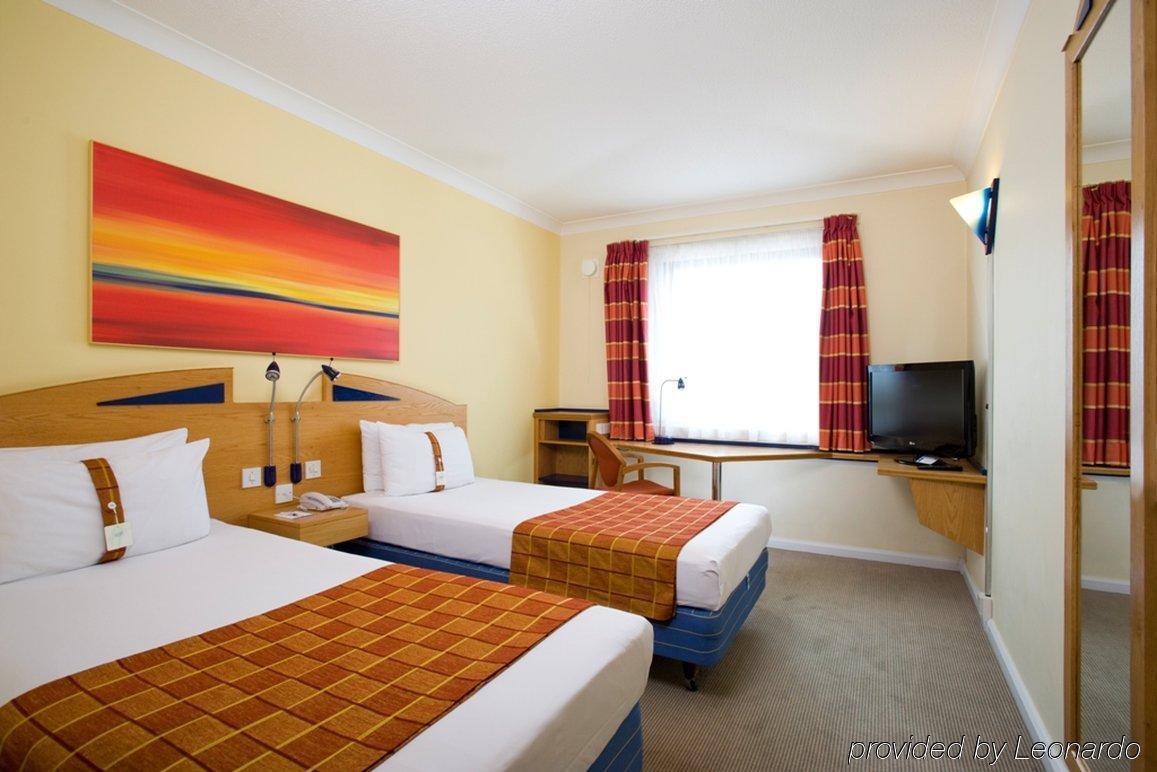 Holiday Inn Express East Midlands Airport, An Ihg Hotel Castle Donington Værelse billede