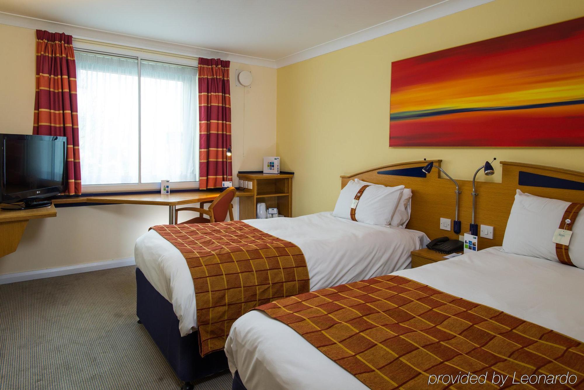 Holiday Inn Express East Midlands Airport, An Ihg Hotel Castle Donington Eksteriør billede