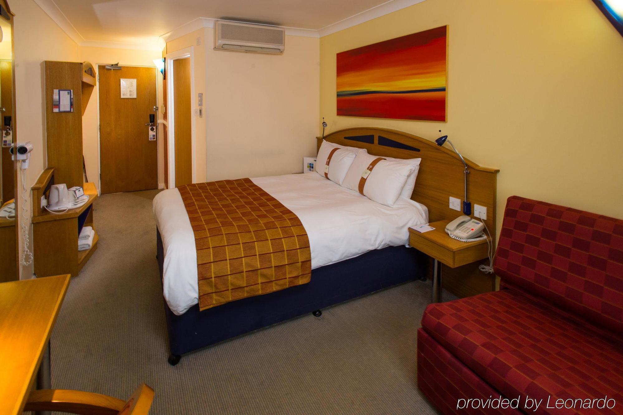 Holiday Inn Express East Midlands Airport, An Ihg Hotel Castle Donington Eksteriør billede