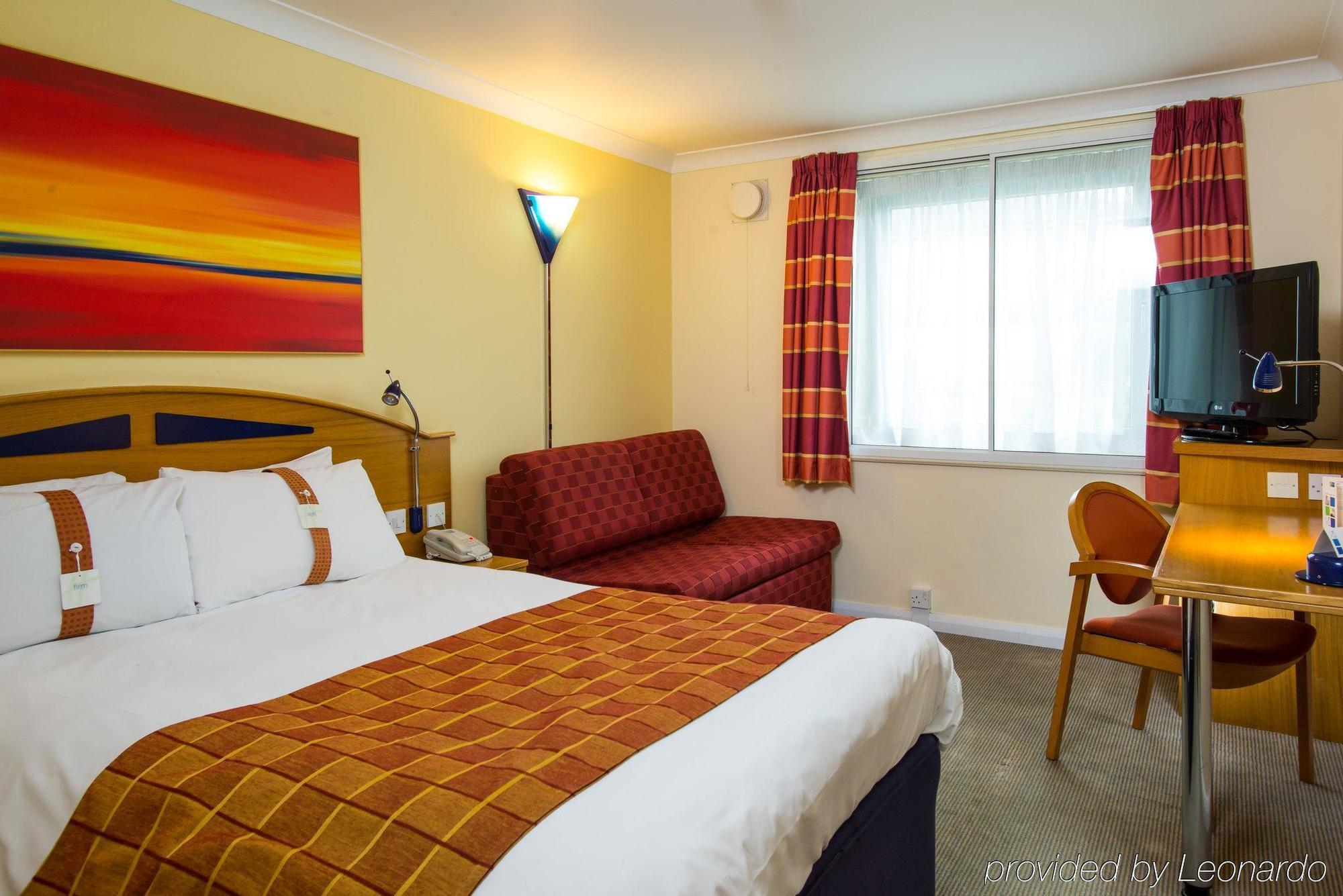 Holiday Inn Express East Midlands Airport, An Ihg Hotel Castle Donington Eksteriør billede