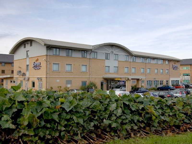 Holiday Inn Express East Midlands Airport, An Ihg Hotel Castle Donington Eksteriør billede